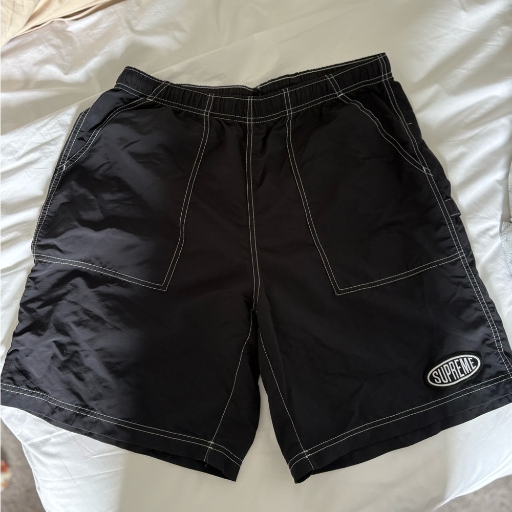 Supreme shorts hardly worn